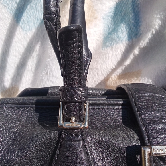 Isaac Mizrahi Black Leather Bag - Picture 5 of 14